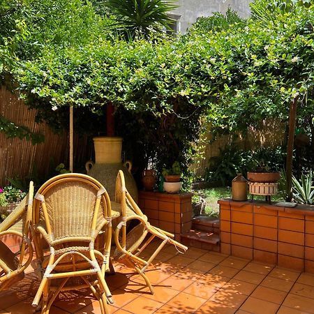 La Limonaia Di Chiaia Appartement Napels Buitenkant foto